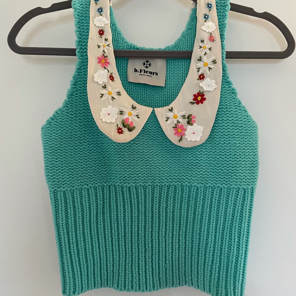 B.Fleurs Britt Vests - image 1